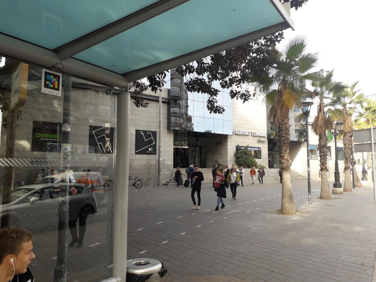 Eve ,Estacion Central Alicante Bagian luar foto